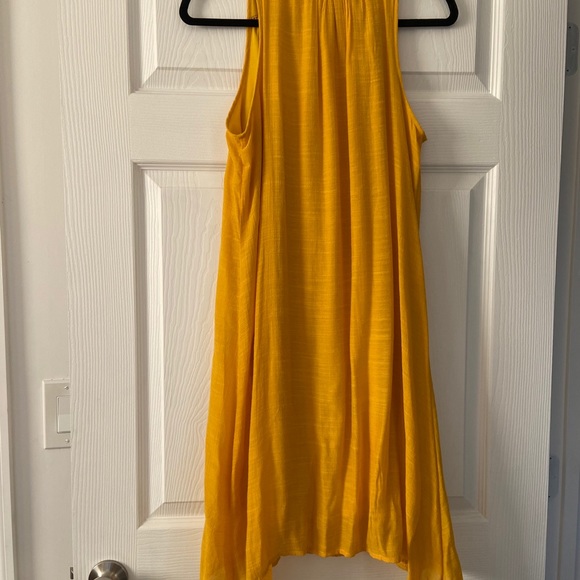 Beautiful yellow dress - Picture 4 of 4